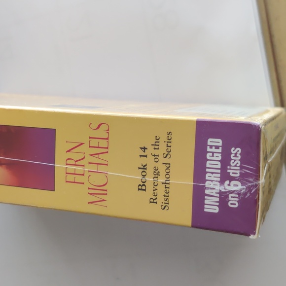 Fern Michaels 'Razor Sharp' Audiobook - Picture 3 of 4